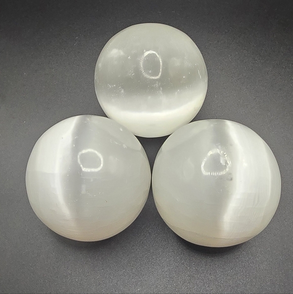4" Optical Selenite Spheres (set of 3) - Picture 3 of 5